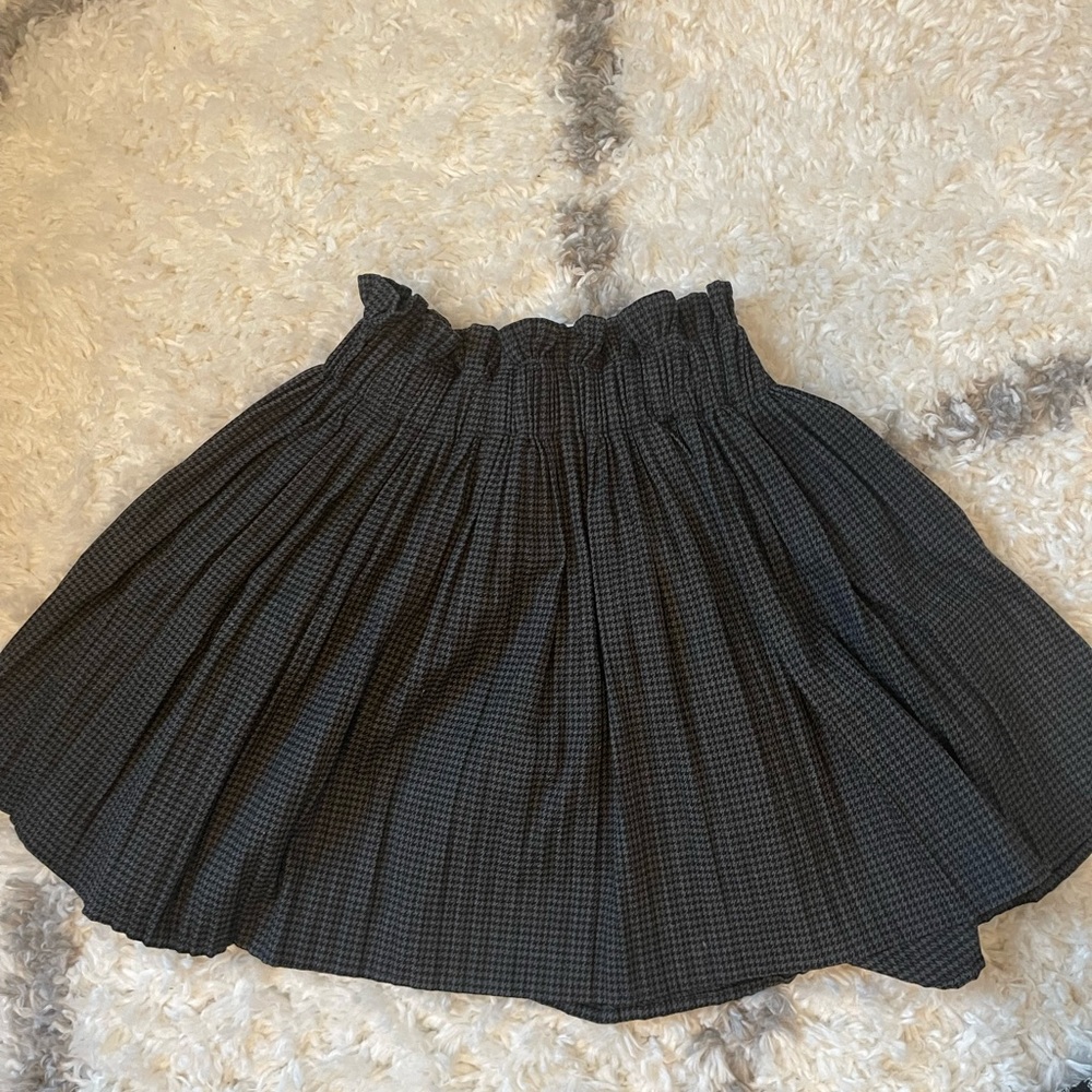 Zara short grey skirt XS